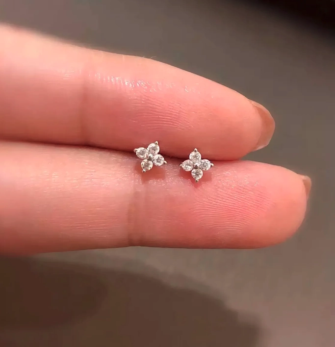 AROS FLOR PEQUEÑA CIRCONES PLATA 925/BAÑO EN ORO - 3