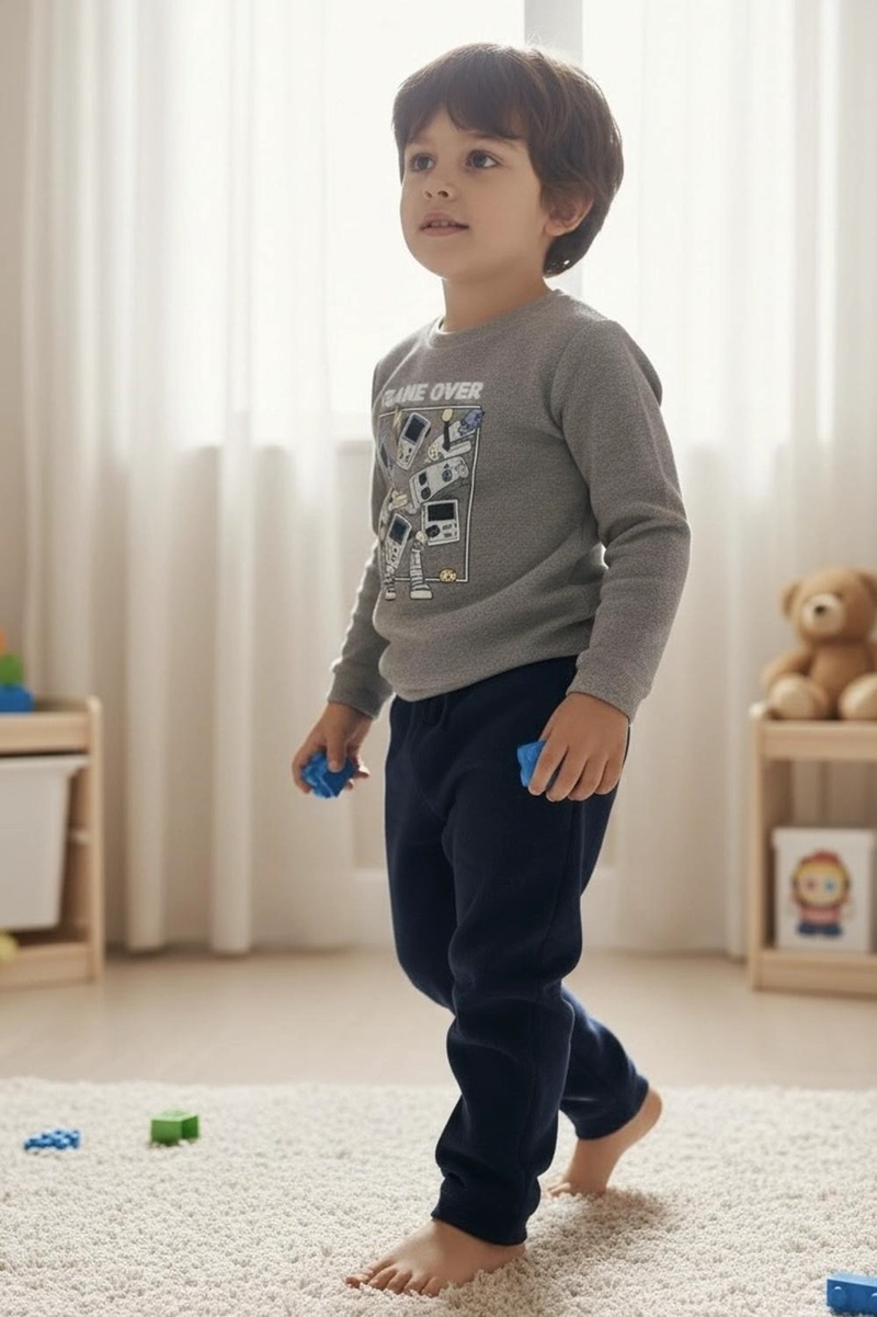 PIJAMA POLAR NIÑO ESTAMPADO GAME OVER - 1