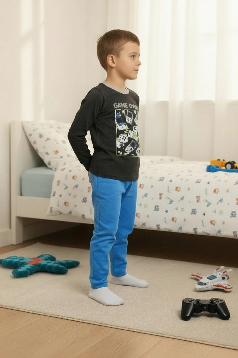 PIJAMA ALGODON NIÑO ESTAMPADO GAME OVER - 3