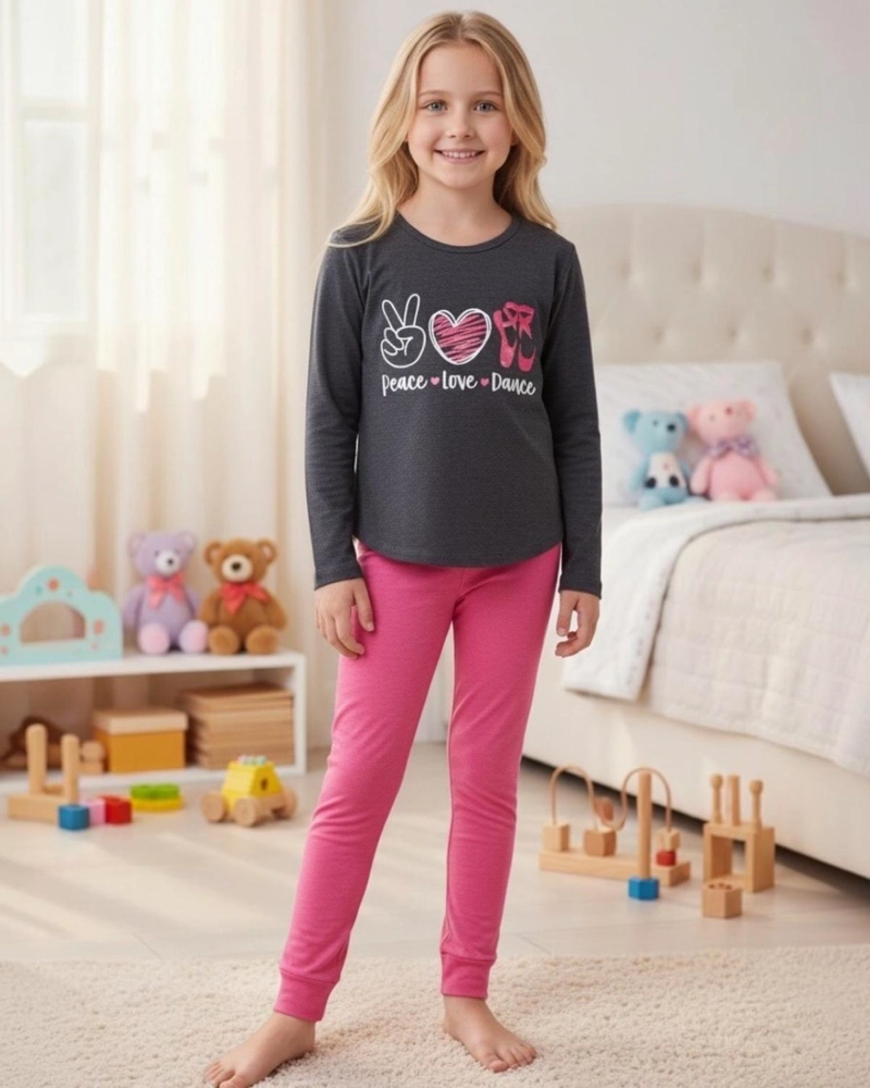 PIJAMA NIÑA ESTAMPADO PEACE LOVE DANCE - 1