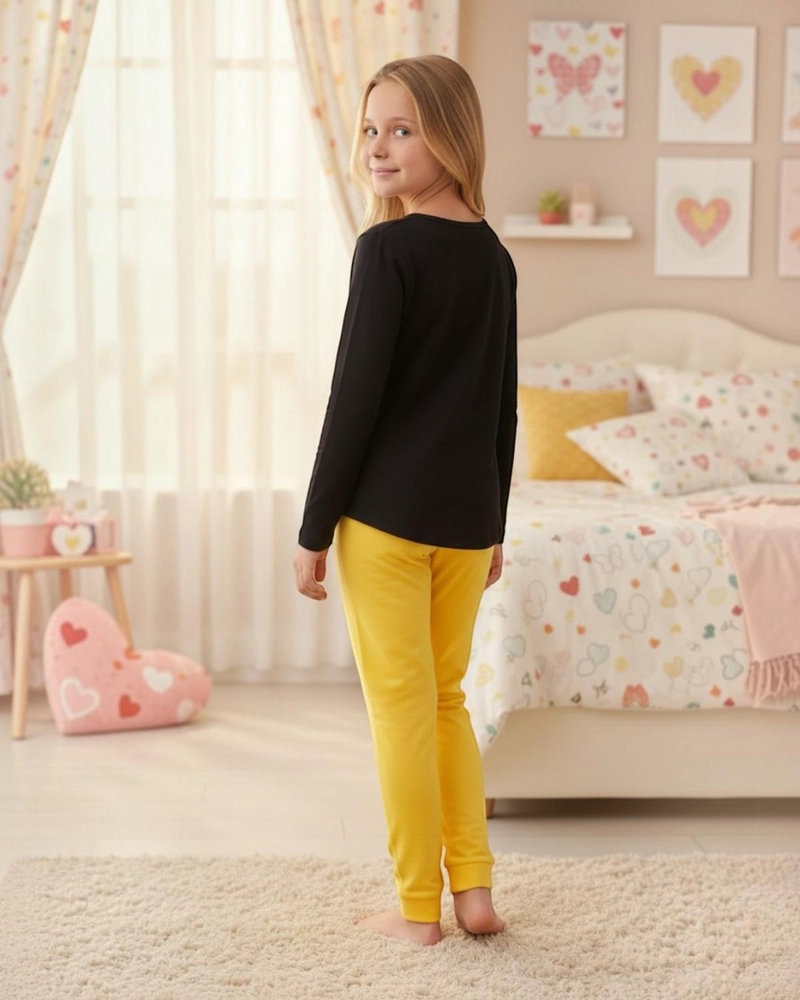 PIJAMA NIÑA ESTAMPADO CORAZON MARIPOSAS - 4