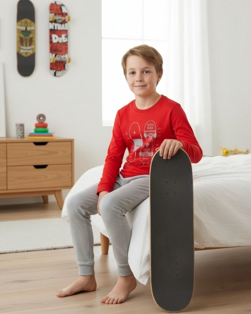 PIJAMA NIÑO ALGODON ESTAMPADO SKATE ROJO - 3