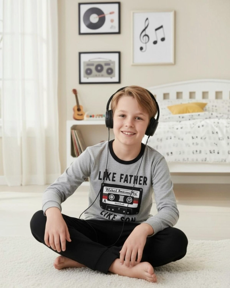 PIJAMA NIÑO ALGODON ESTAMPADO LIKE FATHER LIKE SON GRIS - 3