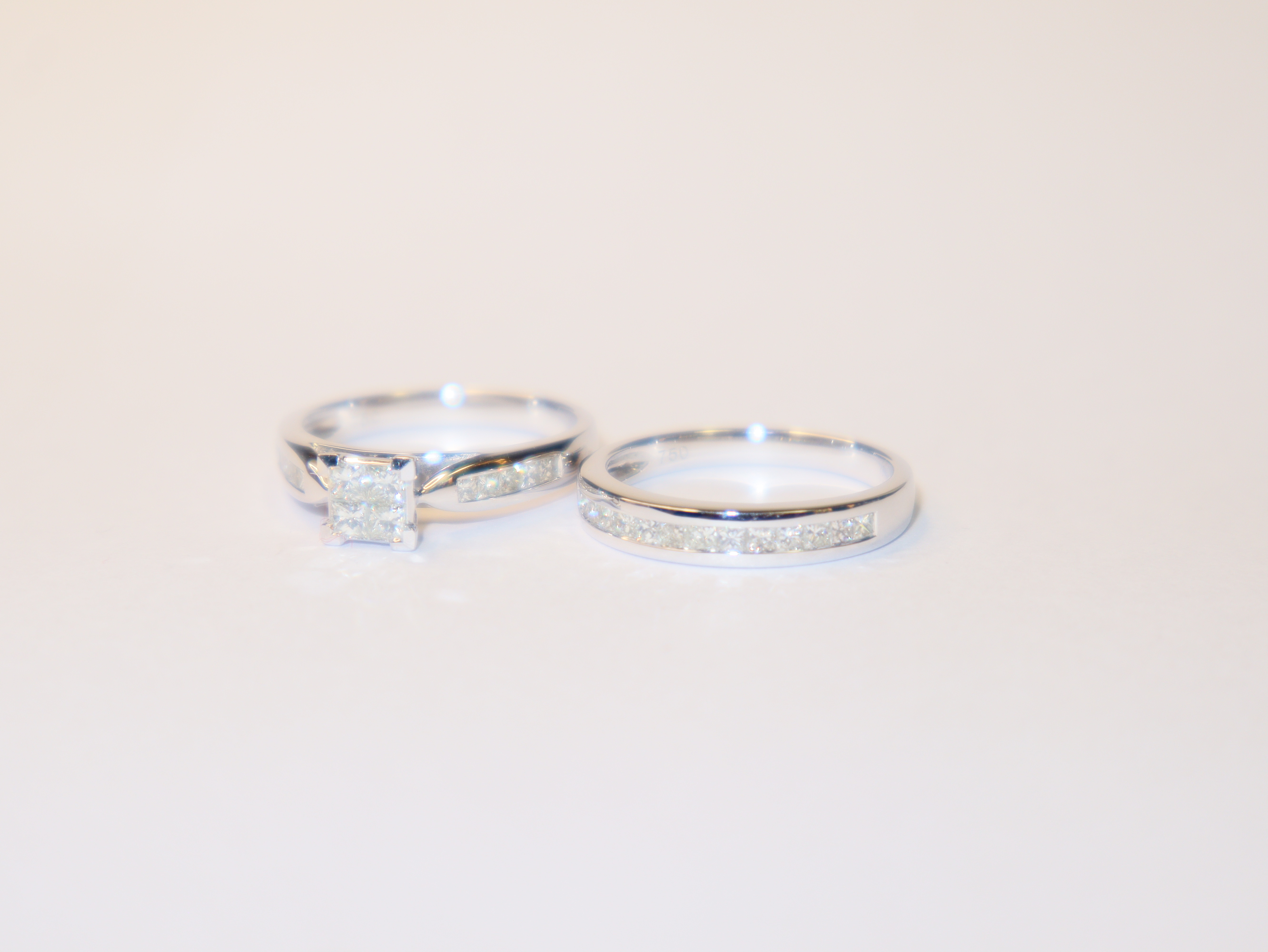 SET DE ANILLOS DE ORO BLANCO 18 K CON DIAMANTES NATURALES 75 PUNTOS - 1