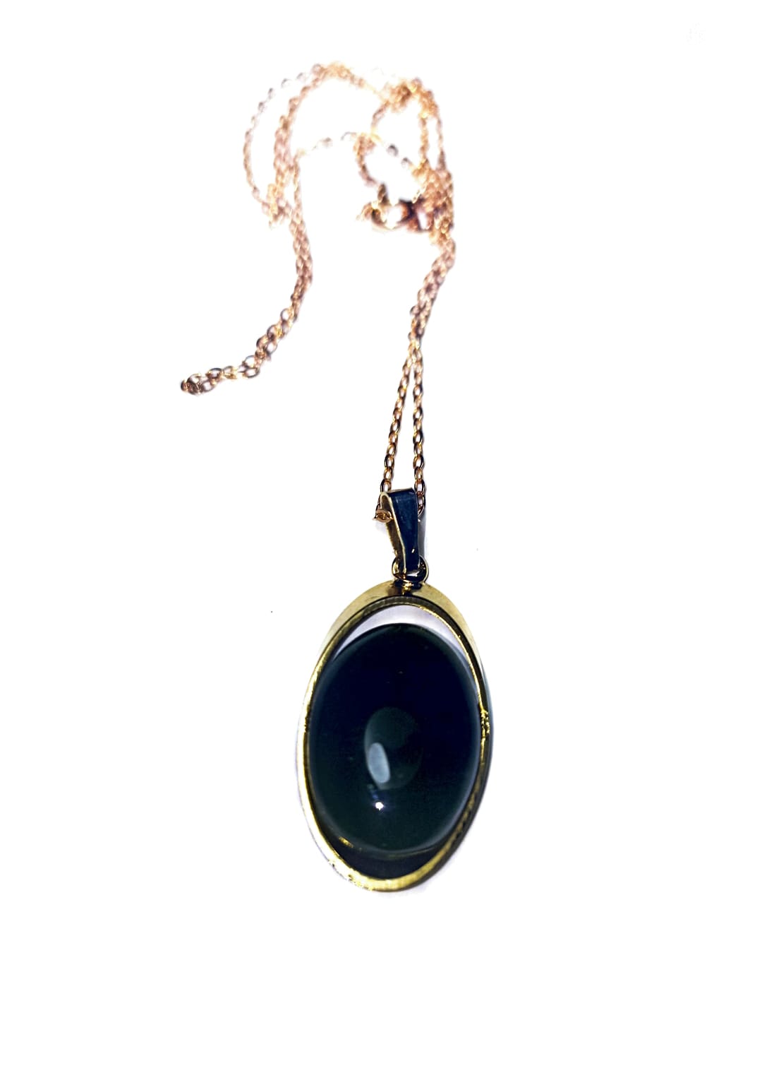 COLGANTE DE JADE ENCHAPADO EN ORO - 1