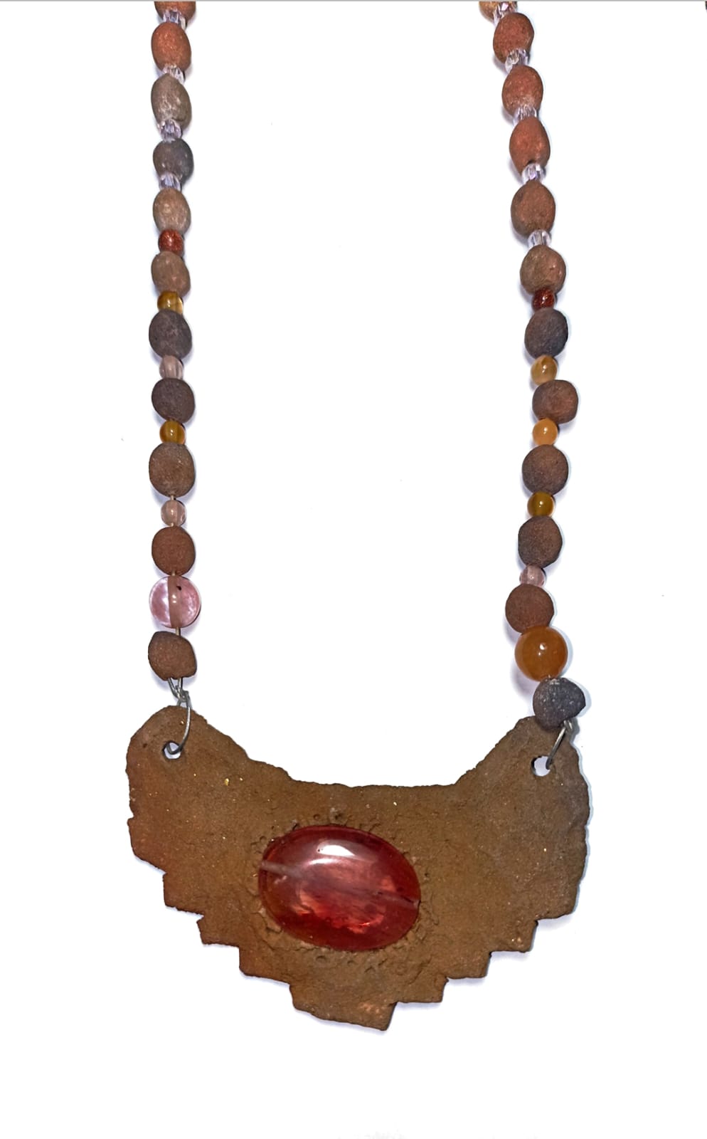 COLLAR CHAMANICO DE TERRACOTA CON CUARZO FRESA HECHO A MANO - 2