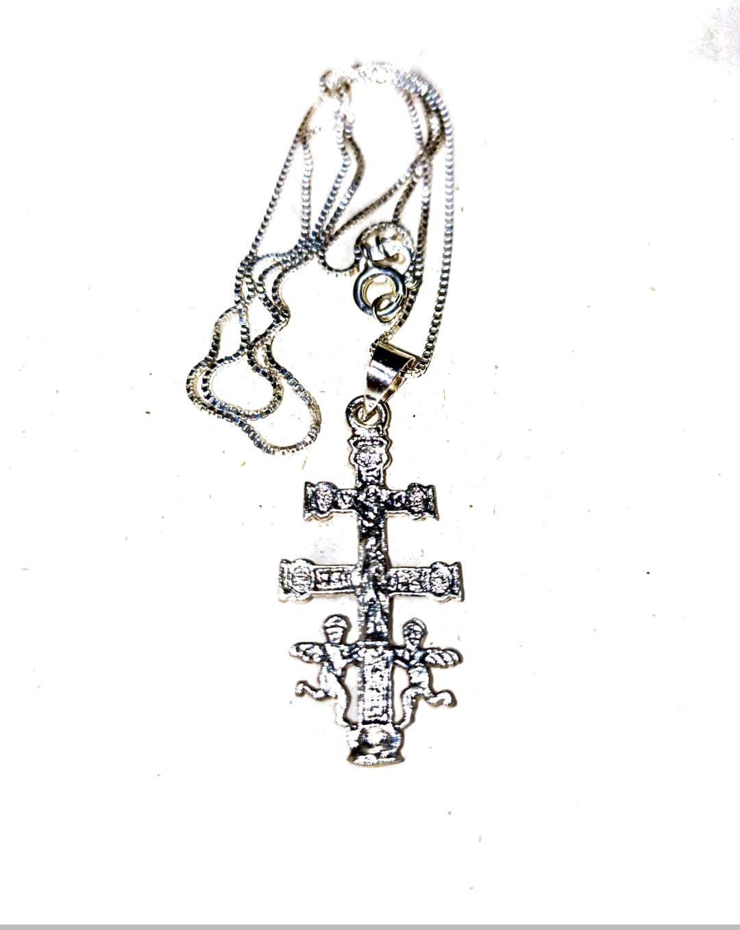 CRUZ DE CARAVACA AMULETO DE PLATA CON CADENA - 1