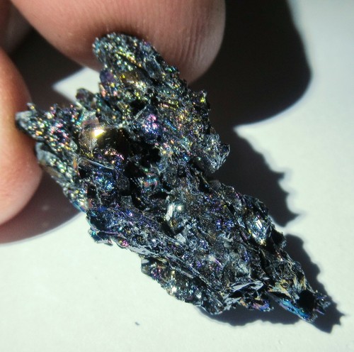 CRISTAL DE CARBURO DE SILICIO - 1