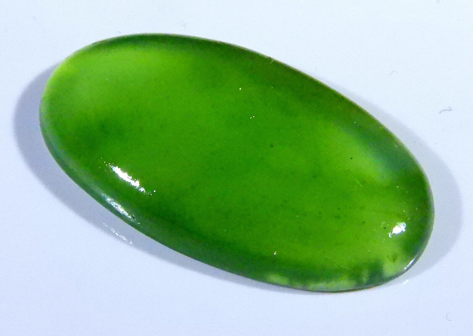 PIEDRA CABOCHON SERPERTINA JADE 15 CT - 1