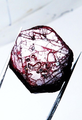 PIEDRA DE RUBY NATURAL EN BRUTO 2,5 CM - 1