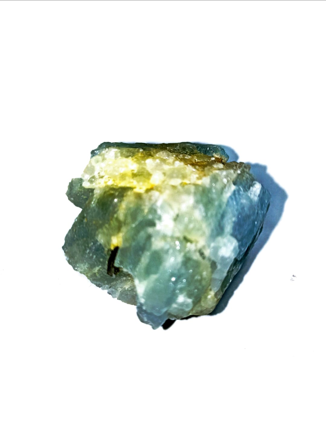 PIEDRA EN BRUTO DE AGUA MARINA - 2
