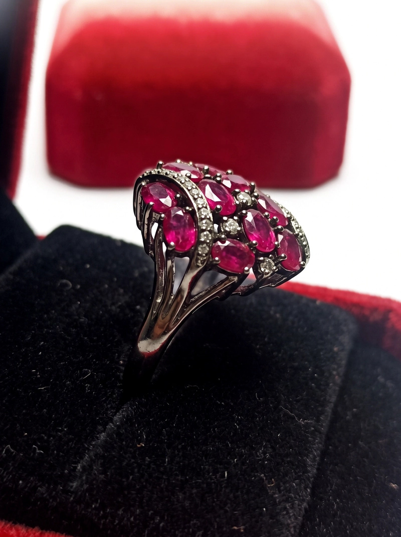 ANILLO DE PLATA CON RUBIES NATURALES   NUMERO 15 - 5
