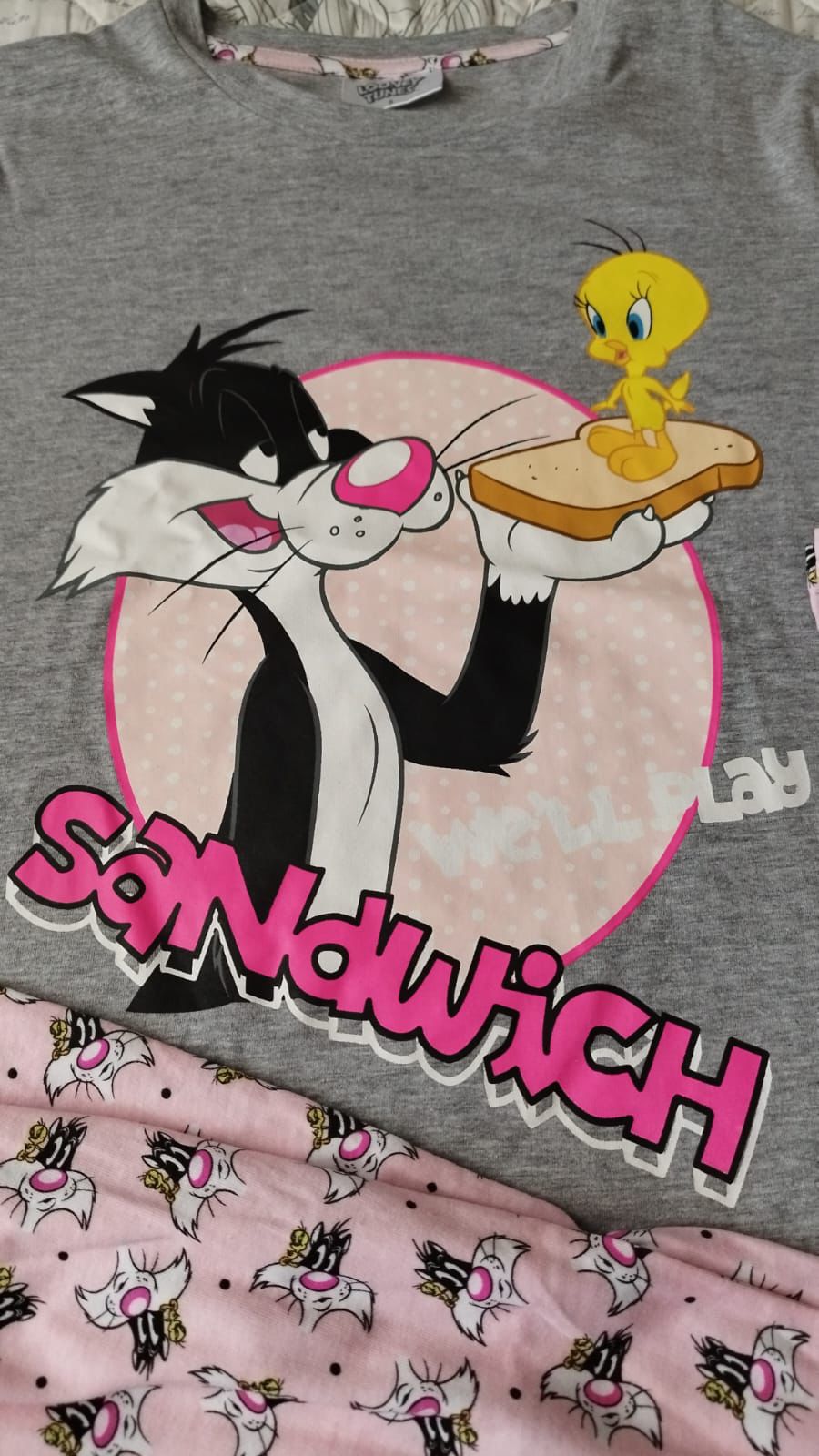 PIJAMA DE MUJER DISEÑO SILVESTRE Y PIOLIN LOONEY TUNES TALLA S - 2