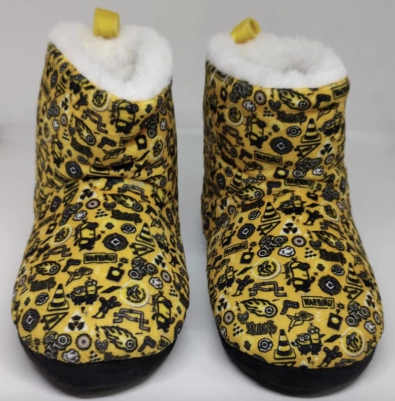PANTUFLA BOTA NIÑO MINIONS NUMERO 27/28 - 2
