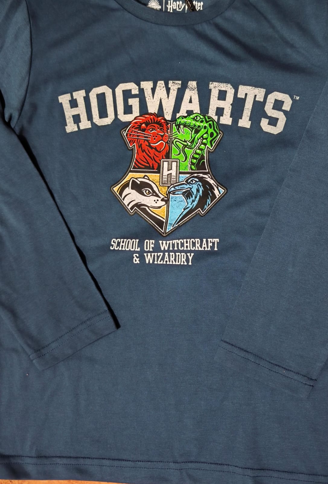 POLERA MANGA LARGA TALLA 8 DISEÑO HOGWARTS HARRY POTTER - 2