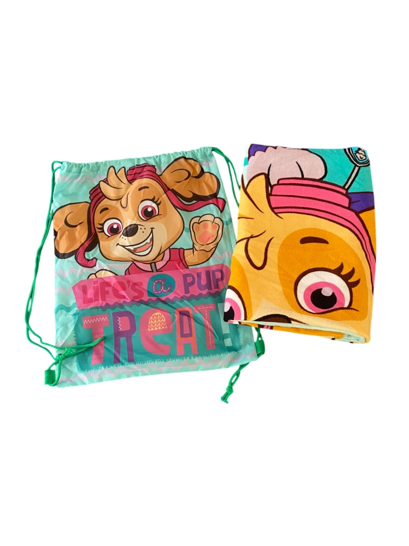 TOALLA DE PLAYA CON MORRAL SKYE Y EVEREST PAW PATROL - 1