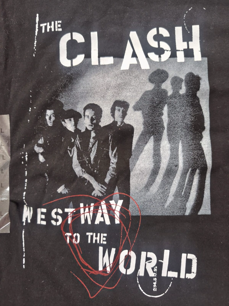 POLERA THE CLASH TALLA L MUJER - 4