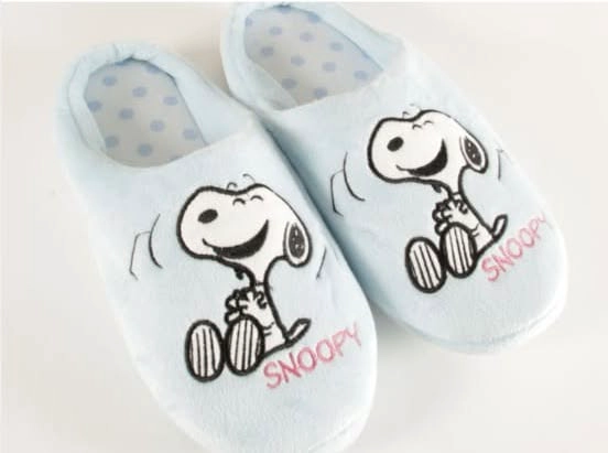 PANTUFLA SNOOPY COLOR CELESTE - 2