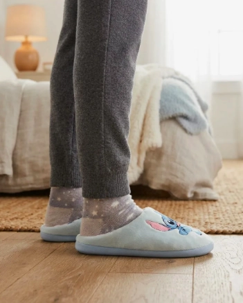 PANTUFLA STITCH CELESTE - 1