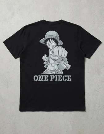 POLERA ONE PIECE TALLA M DISEÑO LUFFY EN ESPALDA - 3