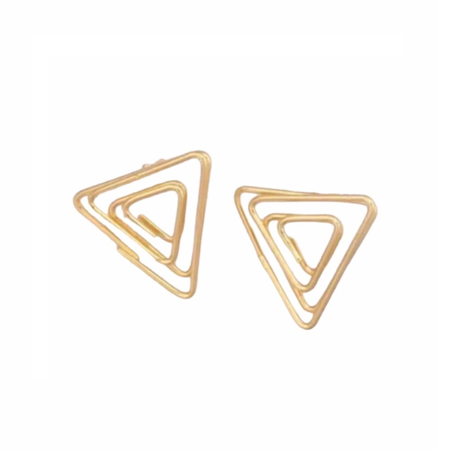 AROS PENDIENTES DISEÑO TRIÁNGULO DORADO - 1