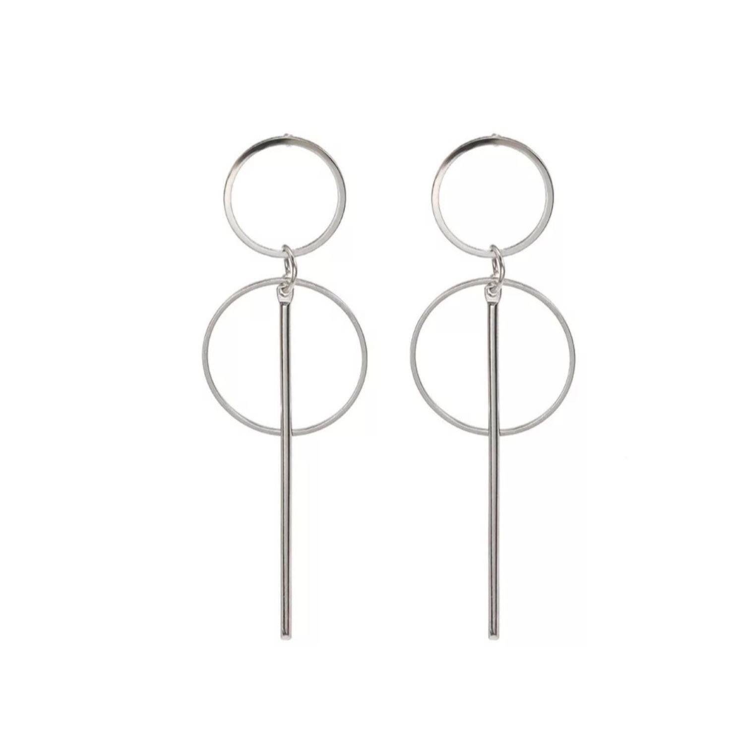 AROS PENDIENTES DISEÑO CIRCULOS COLOR PLATEADO - 1