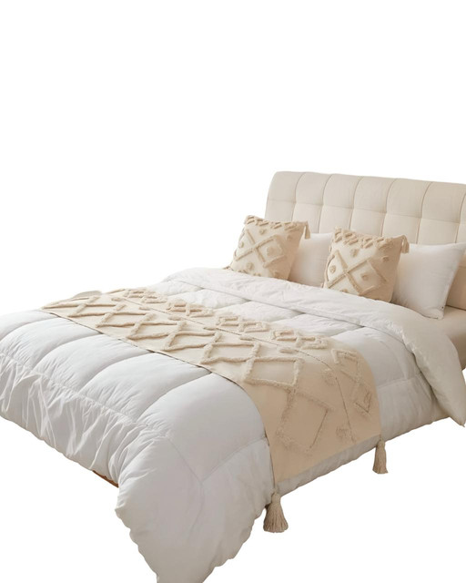 JUEGO DE PIECERA DE CAMA MAS 2 COJIN CON FUNDAS MODELO BOHO - 2