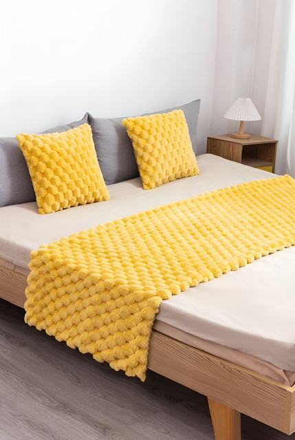 PIECERA DE CAMA DECORATIVA MODELO PERLA AMARILLO - 1