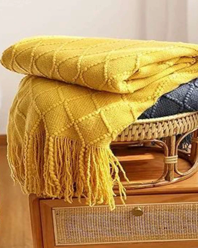 MANTAS TEJIDAS LUJOSAS PARA DECORAR TU SOFA - 6