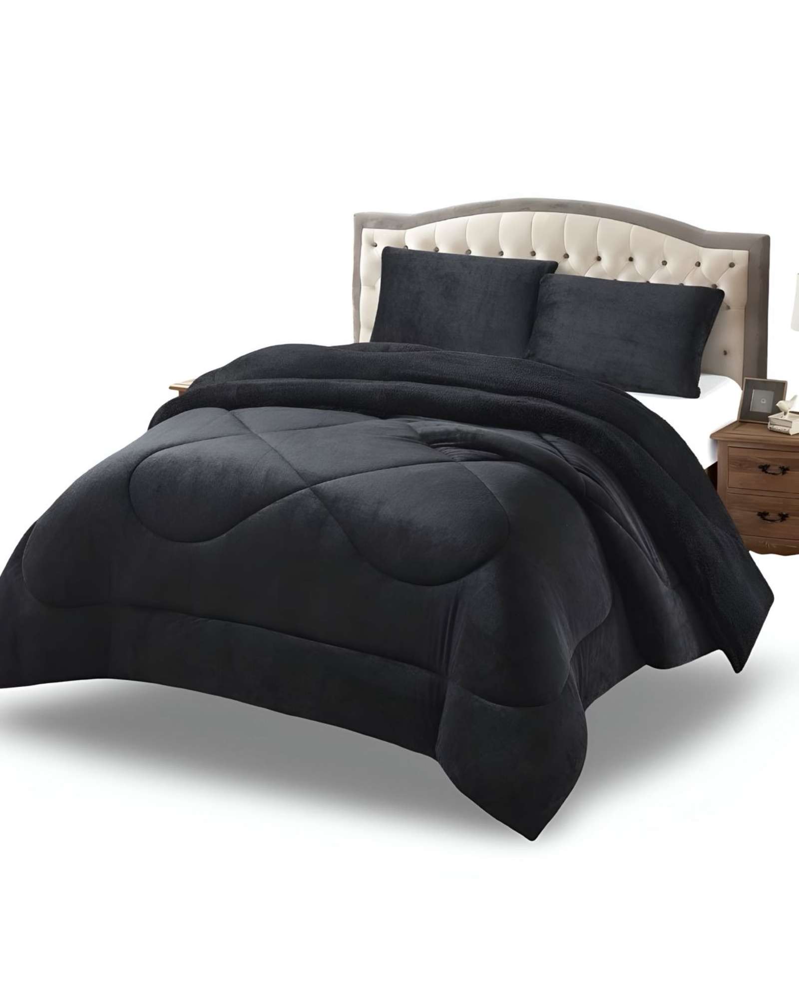 CUBRECAMA PLUSH CON CHIPORRO ACOLCHADO LISO PLAZA Y MEDIA - 1