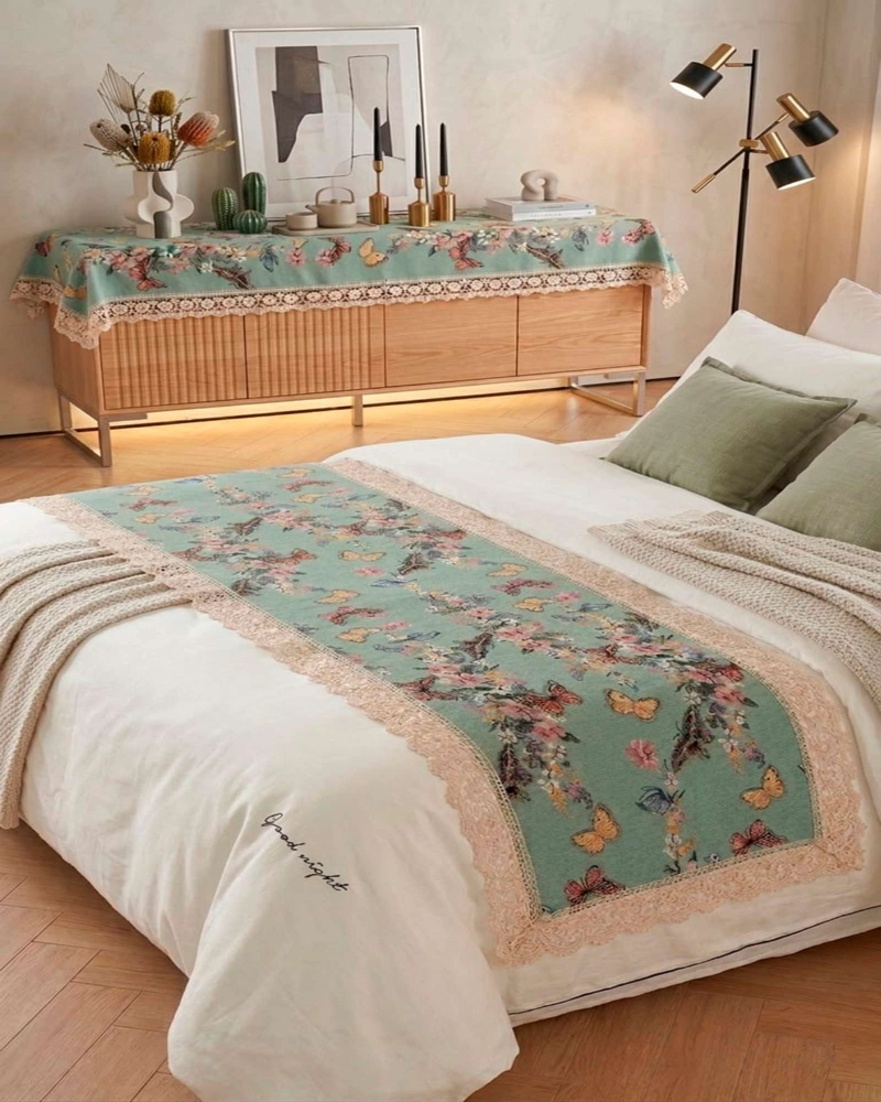 PIECERA DE CAMA MULTIUSO DISEÑO BOHEMIO CON ENCAJE 80X200CM - 1