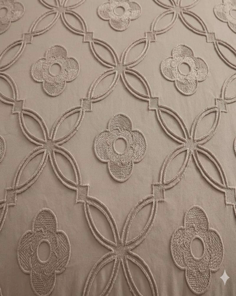 CUBRECAMA QUILT NORDICO DELGADO DISEÑO FLORES PLAZA Y MEDIA - 3