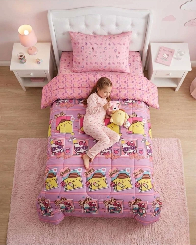 CUBRECAMA INFANTIL ROSADO CON FUNDA DISEÑO FLORES Y GRAFICOS - 4