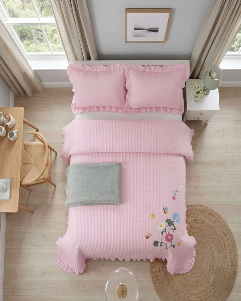 CUBRECAMA BORDADO DE 2 PLAZAS CON FRAGANCIA RELAJANTE - DISEÑO CLASICO - 5