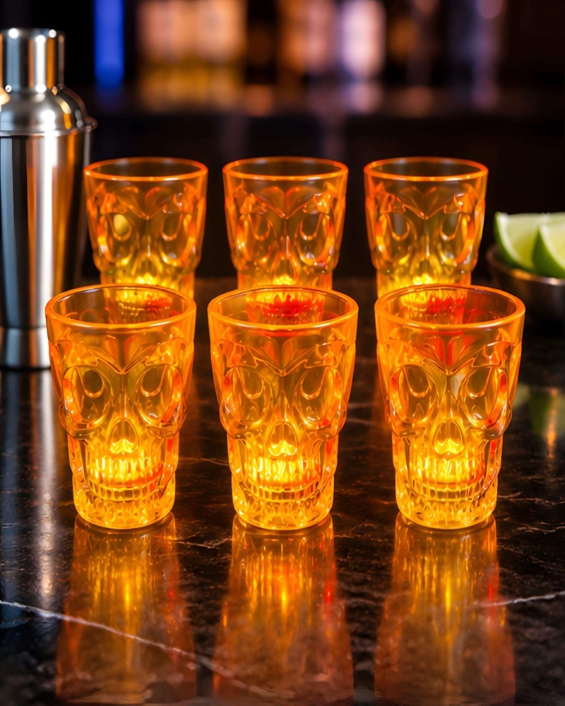 SET DE 6 VASOS FORMA DE CALAVERA TRANSLUCIDOS CON LUZ LED - 4