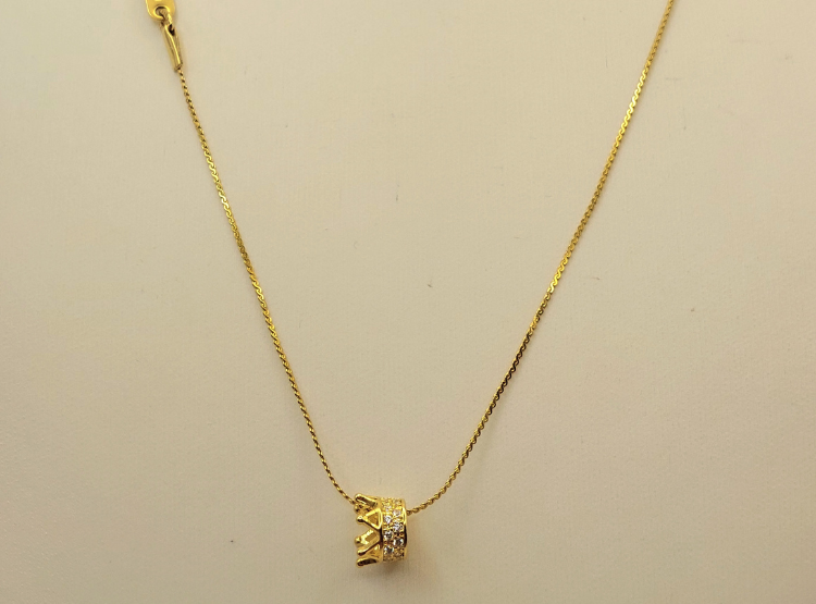 CADENA DE TEJIDO ESCALERA CON CORONA CON BRILLANTES DE ORO LAMINADO 18K - 1