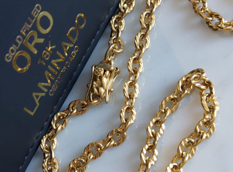 CADENA TEJIDO ESLABÓN LIMADO CON BROCHE CAJÓN DE ORO LAMINADO 18K - 4