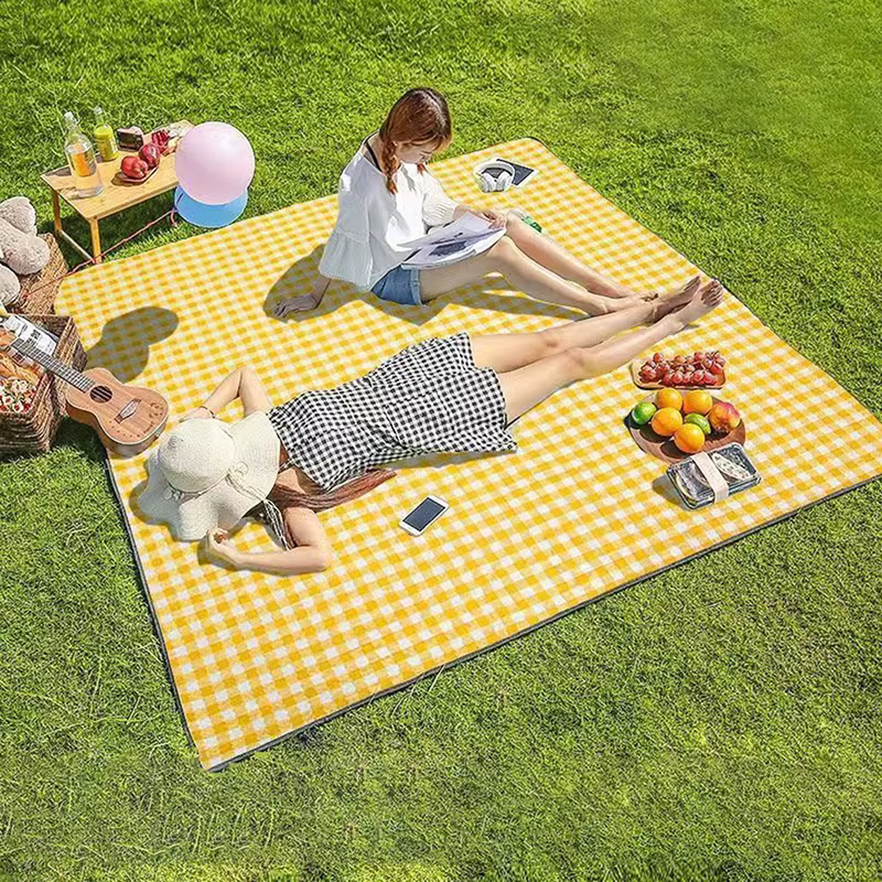 MANTA IMPERMEABLE PARA PICNIC - 1