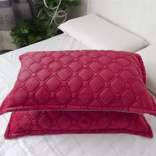 FUNDAS DE ALMOHADAS CON DISEÑO GAMUZA 50X75 CM COLOR EN COLOR ROJO - 2