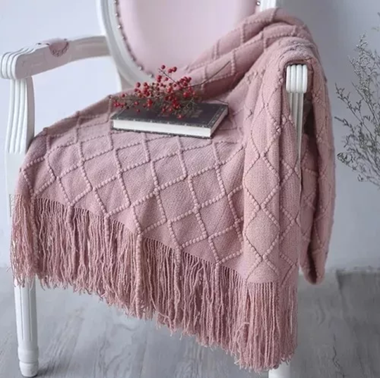 MANTA DECORATIVA TEJIDA PARA SILLON, PIECERA O CAMA COLOR ROSADO - 2