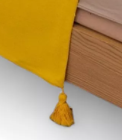 PIECERA PARA CAMA 2 PLAZA - KING EN LINO POMPONES 70X210 CM COLOR EN COLOR AMARILLO - 4
