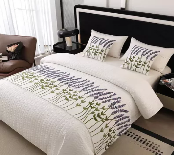 PIECERA BORDADA PARA CAMA SIN FUNDAS DE COJÍN DISEÑO 3 COLOR CREMA - 3