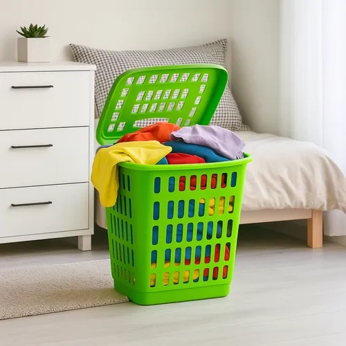 CESTA ROPA PLASTICO CON TAPA 45L