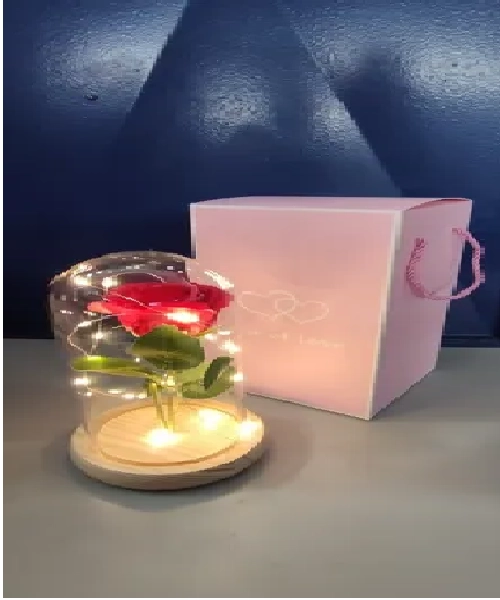 CUPULA CRISTAL LED CON ROSA ROJA BELLA Y BESTIA - 2