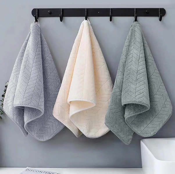 SET 3 TOALLAS DE BAÑO LANA CORAL SUAVE ALTA DENSIDAD - 4