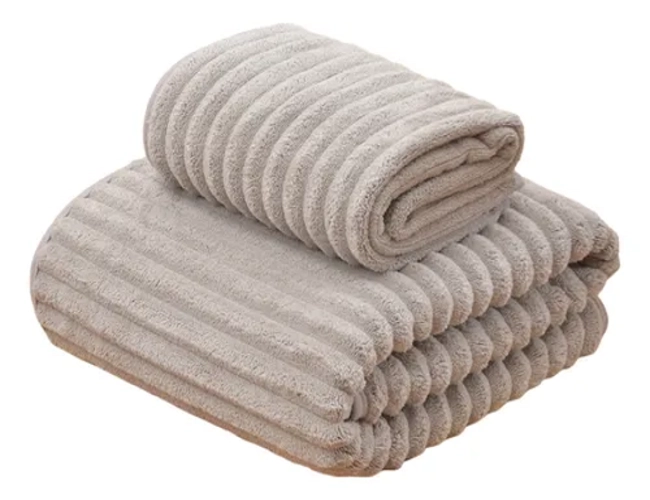 PACK 2 TOALLAS MICROFIBRA 140X70 + 75X35 CM SET SECADO RAPIDO - 1