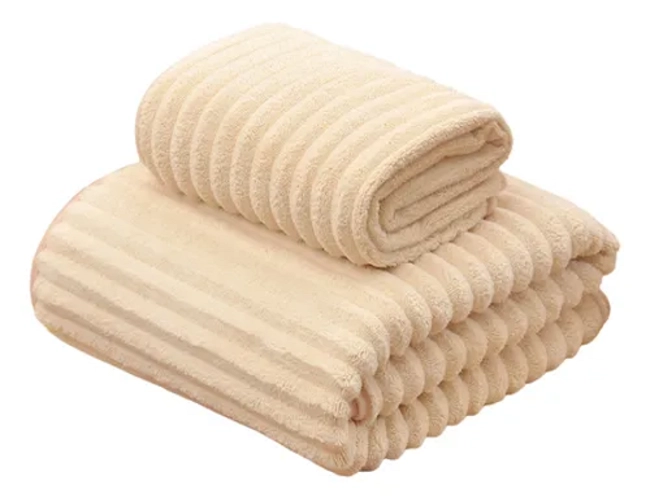 PACK 2 TOALLAS MICROFIBRA 140X70 + 75X35 CM SET SECADO RAPIDO - 4