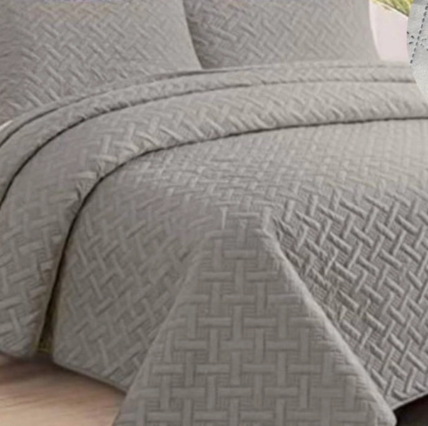 CUBRECAMA VERANO QUILT KING - 3