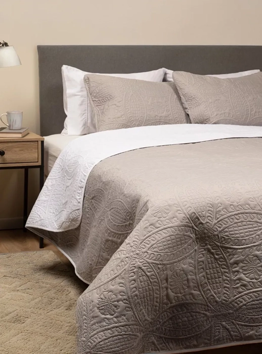 CUBRECAMA QUILT REVERSIBLE 2 PLAZAS GRIS 240X260 - 1