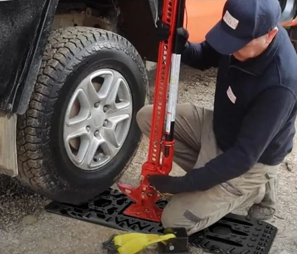 TABLAS DE TRACCION RECUPERACION RESCATE 4X4 CON BASE HI-LIFT ROJO - 3